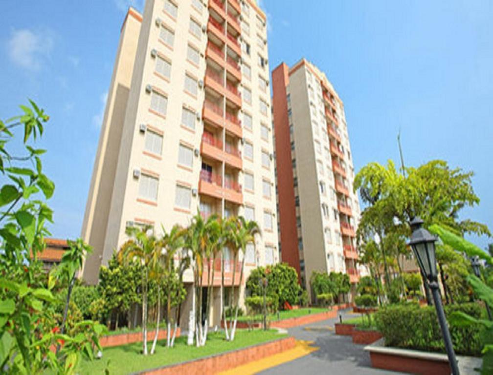 Apto Guaruja - Praia Da Enseada Apartment Exterior photo